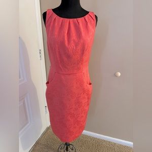 9 & Co. Coral Dress with embossed floral print, pockets, sleeveless, size 8